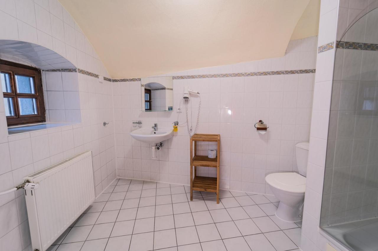 Hotel Koruna Prachatice Ngoại thất bức ảnh