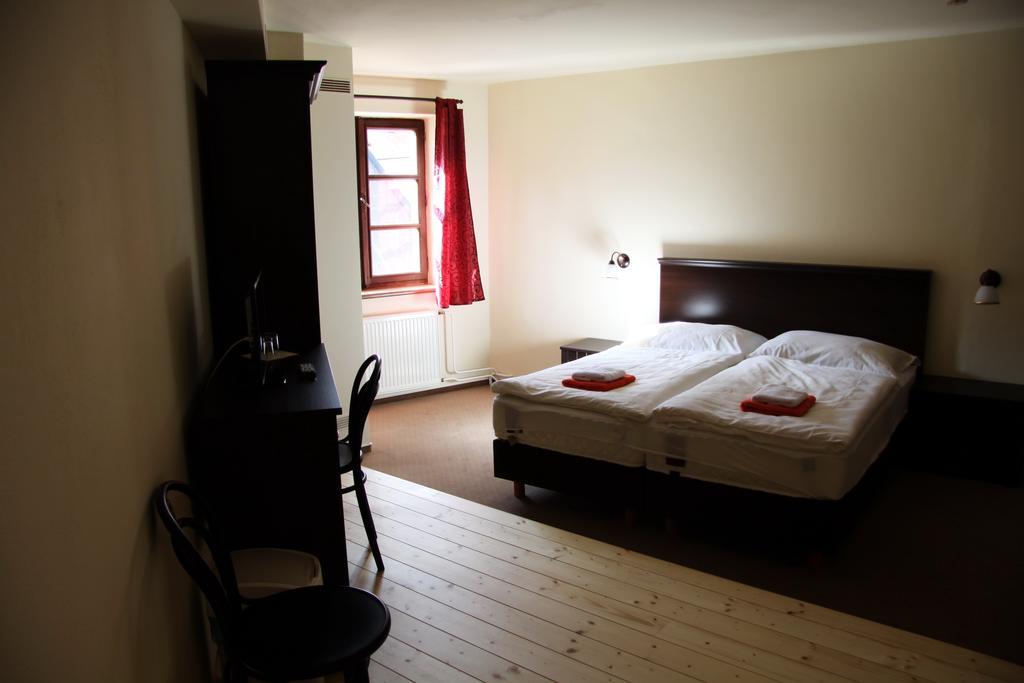 Hotel Koruna Prachatice Ngoại thất bức ảnh