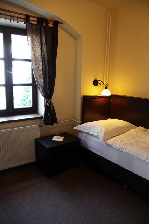 Hotel Koruna Prachatice Ngoại thất bức ảnh